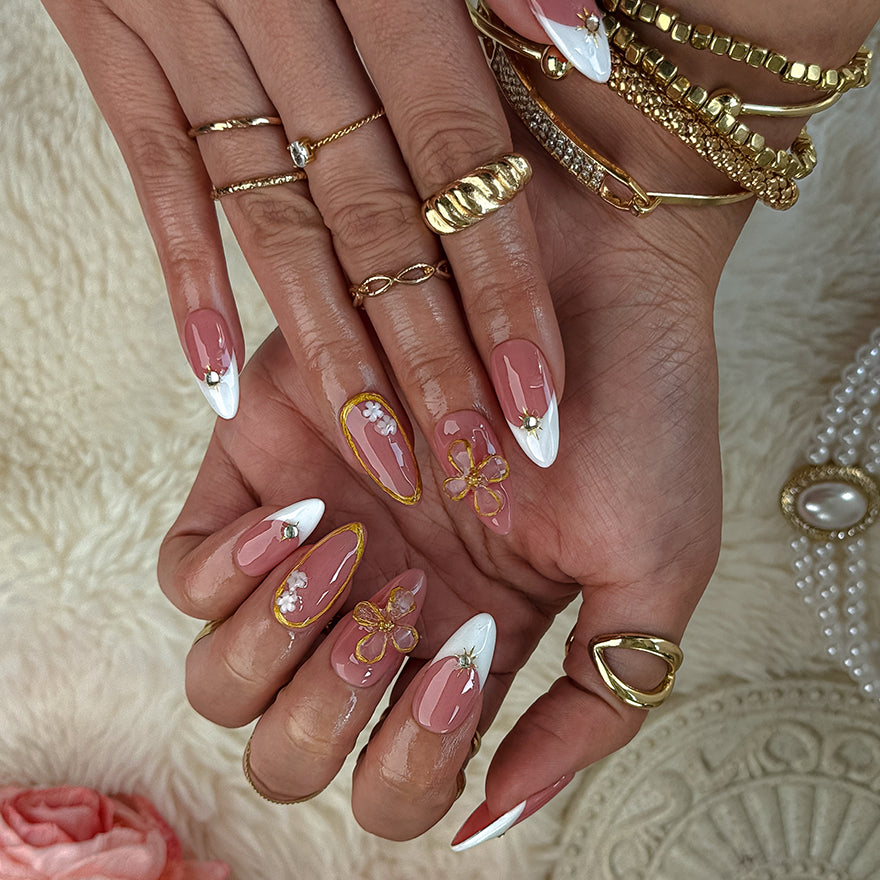 Peach Clover Radiance