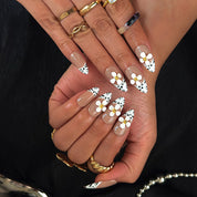 Zebra Daisy Elegance