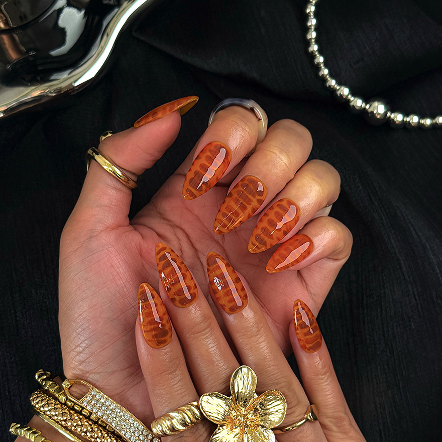 Amber Serpentine Glow