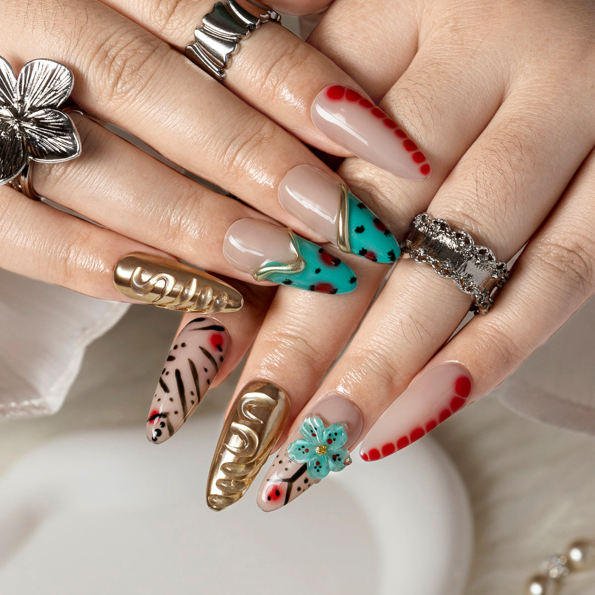Turquoise Safari Chrome ALLO0012 press-on nails hand model scene view 3