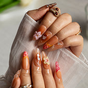 Blush Shell Garden ALLO0015 press-on nails hand model scene view 1
