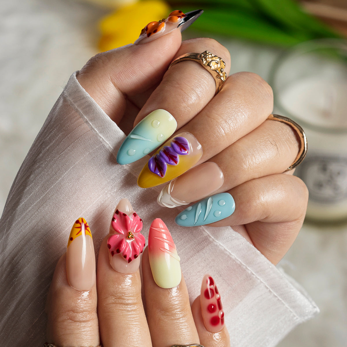 Citrus Orchid Noir ALME0015 press-on nails hand model scene view 1