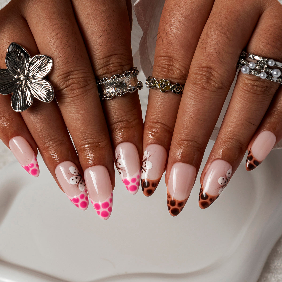 Rose Tortoise French ALME0028 press-on nails hand model scene view 1
