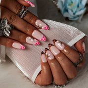 Rose Tortoise French ALME0028 press-on nails hand model scene view 3