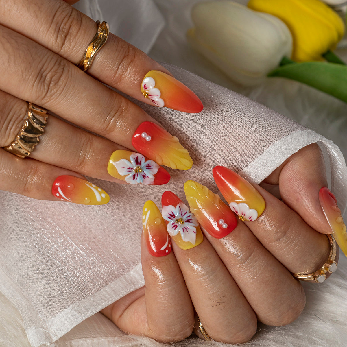 Sunset Hibiscus Glow ALME0071 press-on nails hand model scene view 3