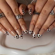 Mocha Cowhide French ALME0072 press-on nails hand model scene view 2