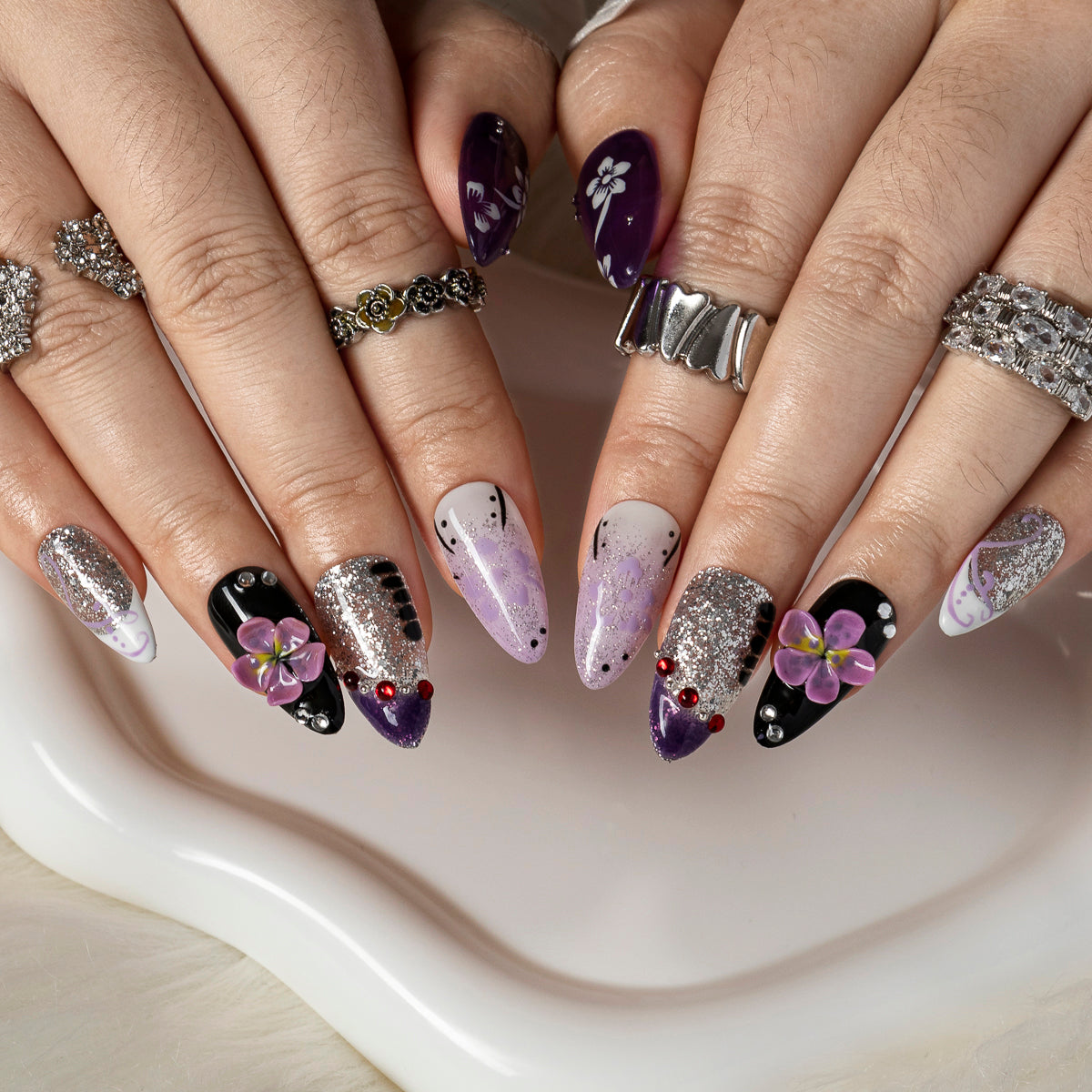Lavender Orchid Sparkle ALME0073 press-on nails hand model scene view 2