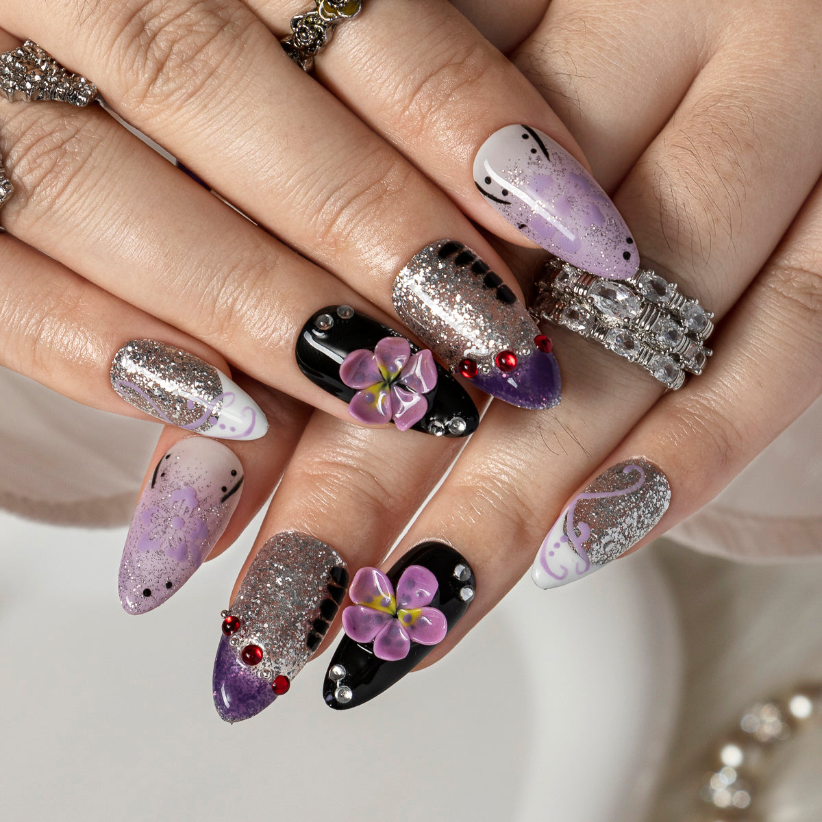 Lavender Orchid Sparkle ALME0073 press-on nails hand model scene view 3