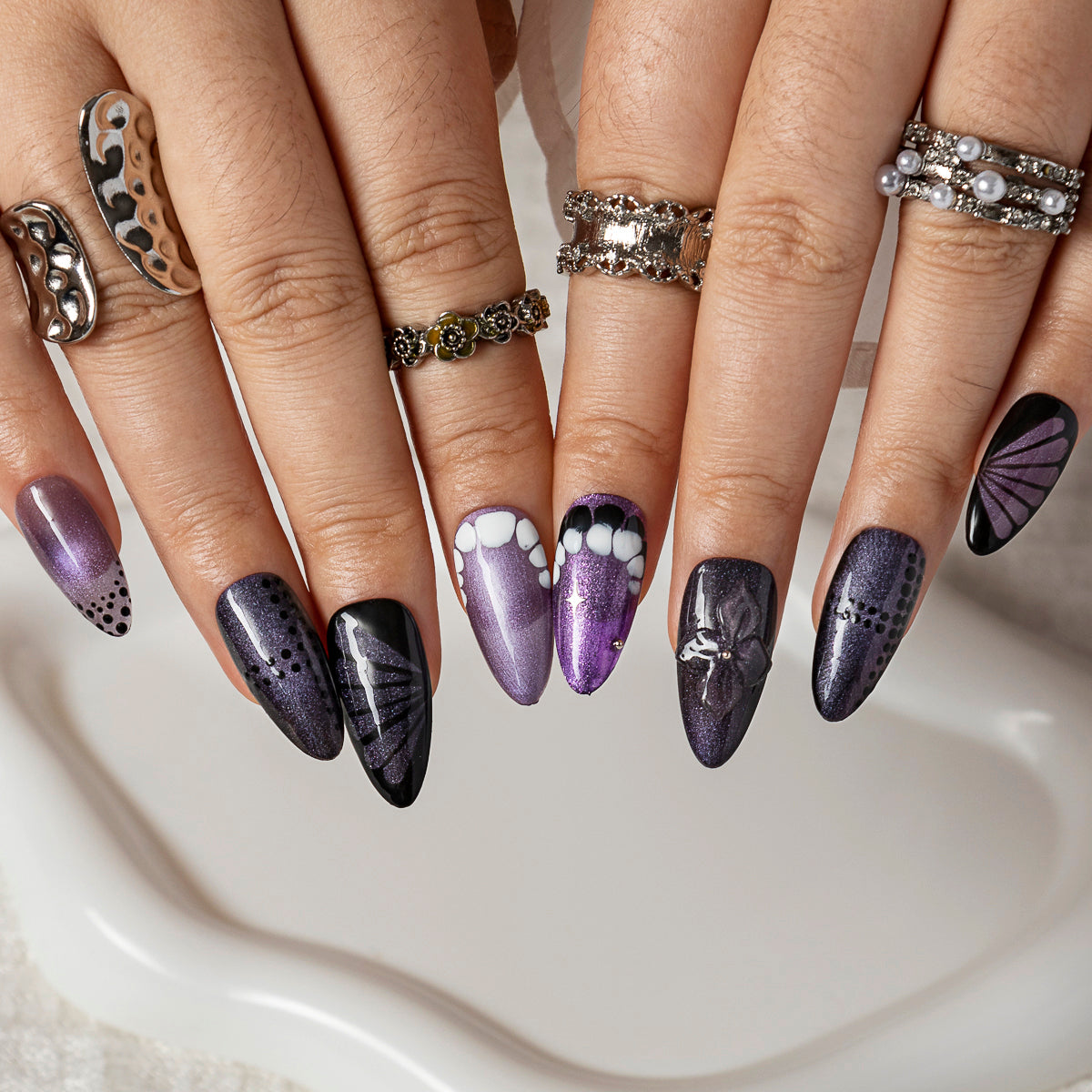 Lavender Noir Web ALME0116 press-on nails hand model scene view 2