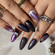 Lavender Noir Web ALME0116 press-on nails hand model scene view 3