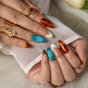 Turquoise Tortoise Frame ALME0120 press-on nails hand model scene view 3