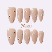 Pearl Petite Daisy ALME0133 almond medium press-on nails product view