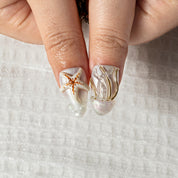 Ivory Starfish Plaid ALME0136 press-on nails hand model scene view 3