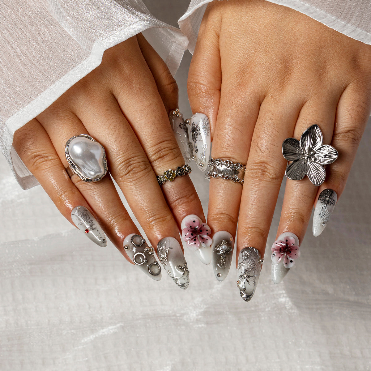 Rose Cross Relic ALME0161 press-on nails hand model scene view 2