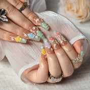 Mint Meadow Bloom COME0017 press-on nails hand model scene view 2