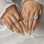 Champagne Gold Relic COME0024 press-on nails hand model scene view 2