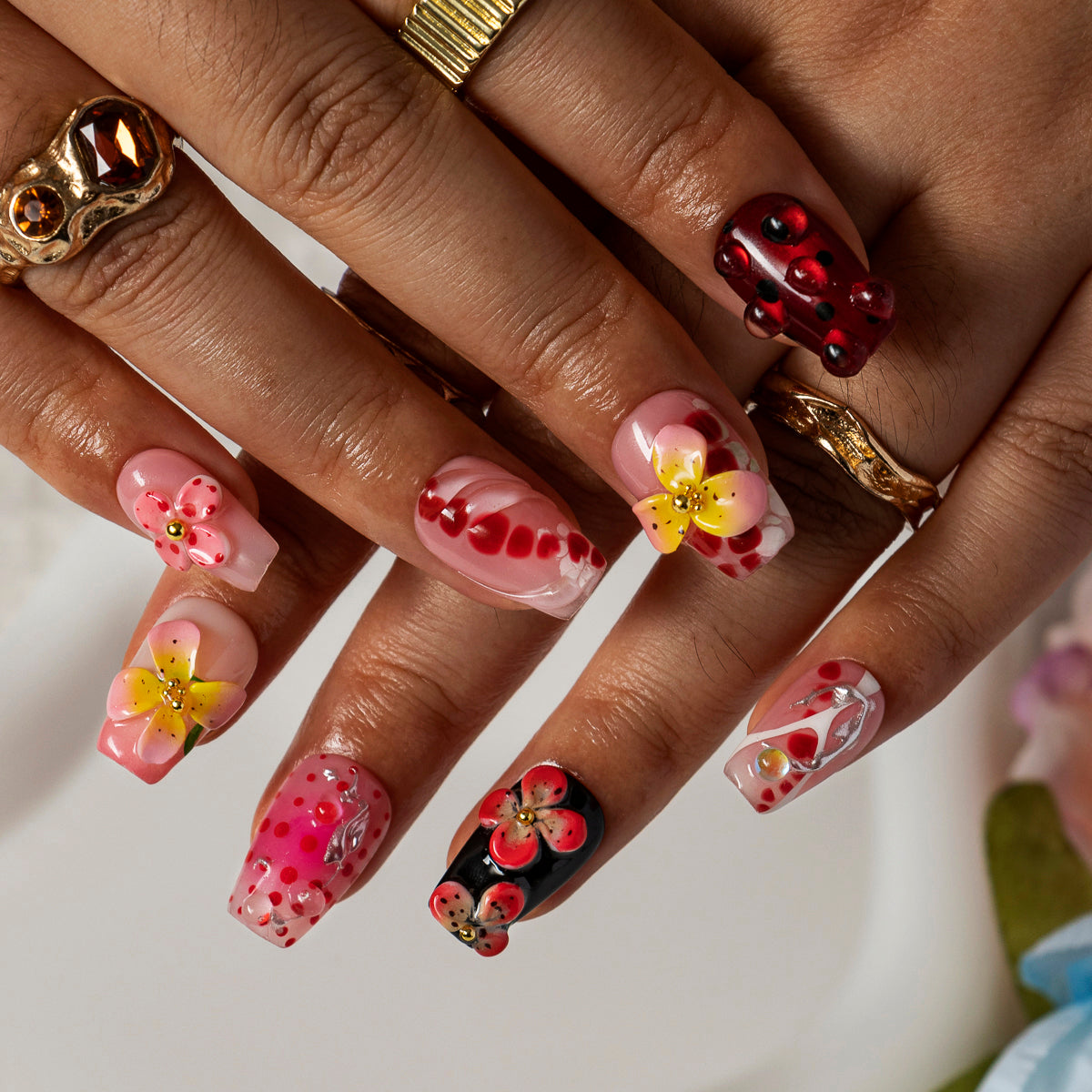 Cherry Foil COSH0015 press-on nails hand model scene view 2