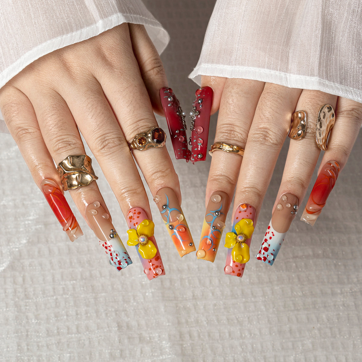 Crimson Citrus Cross SQLO0009 press-on nails hand model scene view 2