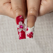 Fuchsia Garden SQLO0010 press-on nails hand model view 3