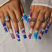 Indigo Plumeria SQLO0038 press-on nails hand model scene view 2