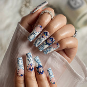 Sapphire Tile Bloom SQME0009 press-on nails hand model scene view 1