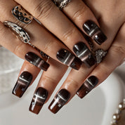 Noir Eclipse Star SQME0020 press-on nails hand model scene view 2