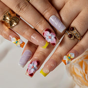 Lemon Lilac Bloom SQME0045 press-on nails hand model scene view 3