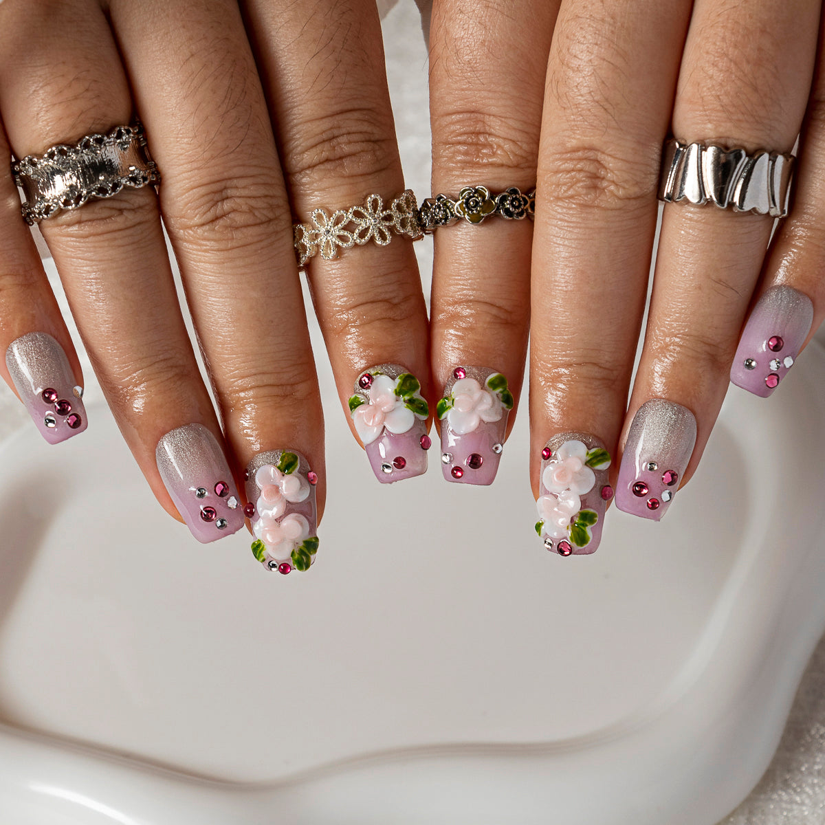 Pearl Garden Bloom SQSH0011 press-on nails hand model scene view 2