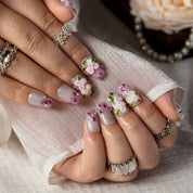 Pearl Garden Bloom SQSH0011 press-on nails hand model scene view 3
