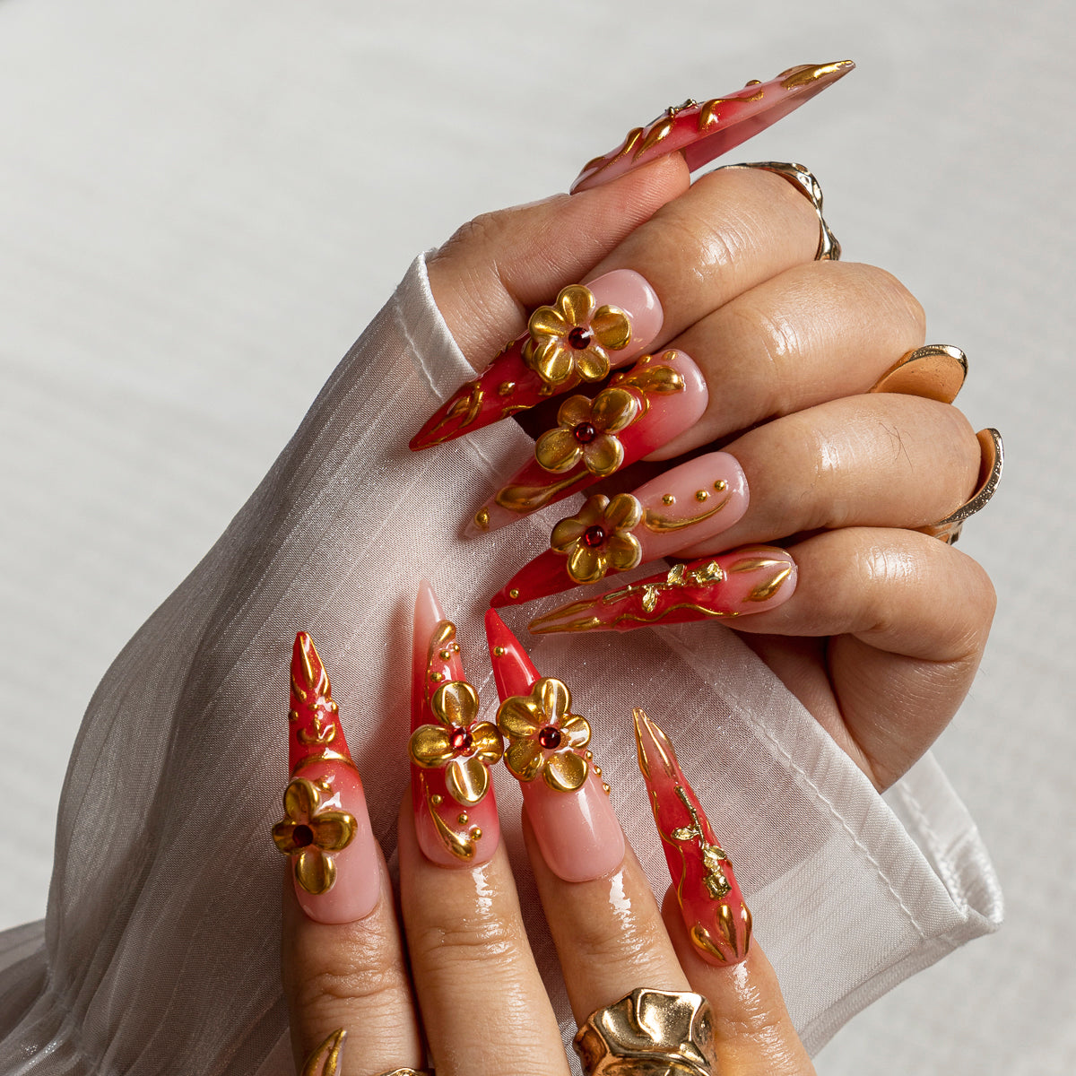 Crimson Regalia STLO0004 press-on nails hand model scene view 1