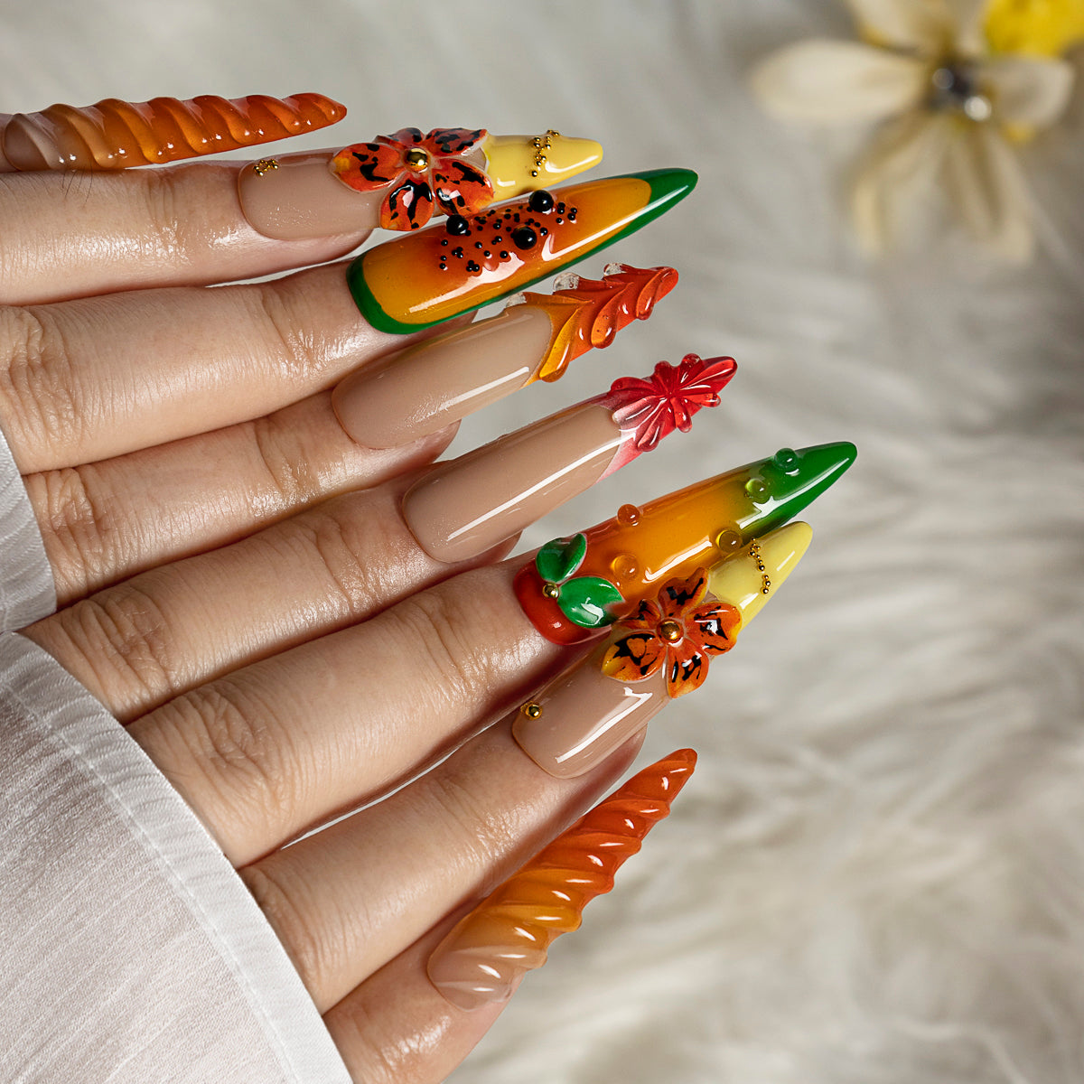 Mango Grove STLO0010 press-on nails hand model scene view 2
