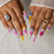 Tropical Aura STLO0014 press-on nails hand model scene view 2