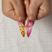 Mango Muse STLO0037 press-on nails hand model scene view 3
