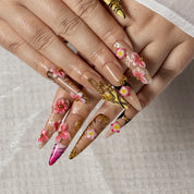 Blush Safari STLO0038 press-on nails hand model view 2