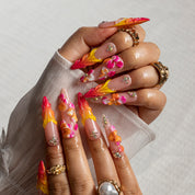 Ember Bloom STLO0043 press-on nails hand model view 1