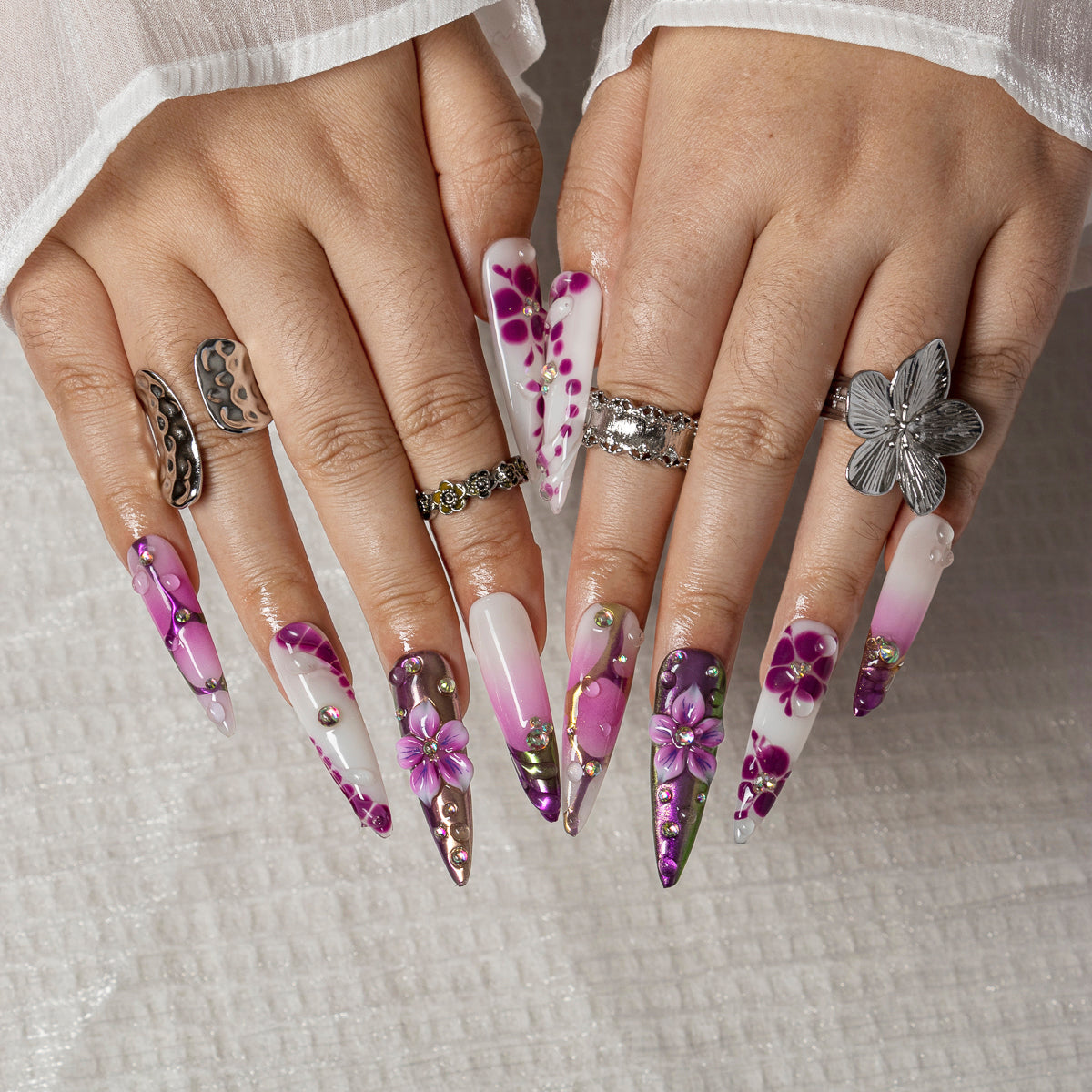 Lavender Orchid Veil STLO0044 press-on nails hand model scene view 2