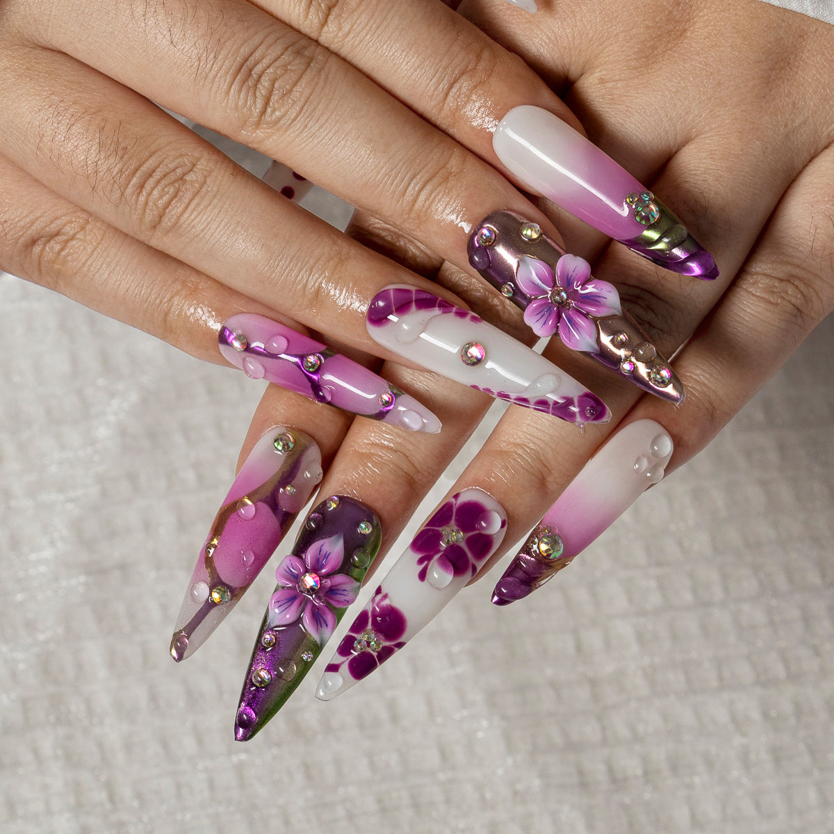 Lavender Orchid Veil STLO0044 press-on nails hand model scene view 3