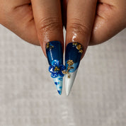 Azure Shell Bloom STLO0045 press-on nails hand model scene view 3