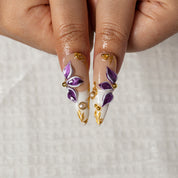 Violet Pearl Vine STLO0050 press-on nails hand model scene view 3