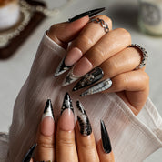 Noir Star Safari STME0013 press-on nails hand model scene view 1