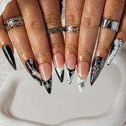 Noir Star Safari STME0013 press-on nails hand model scene view 2