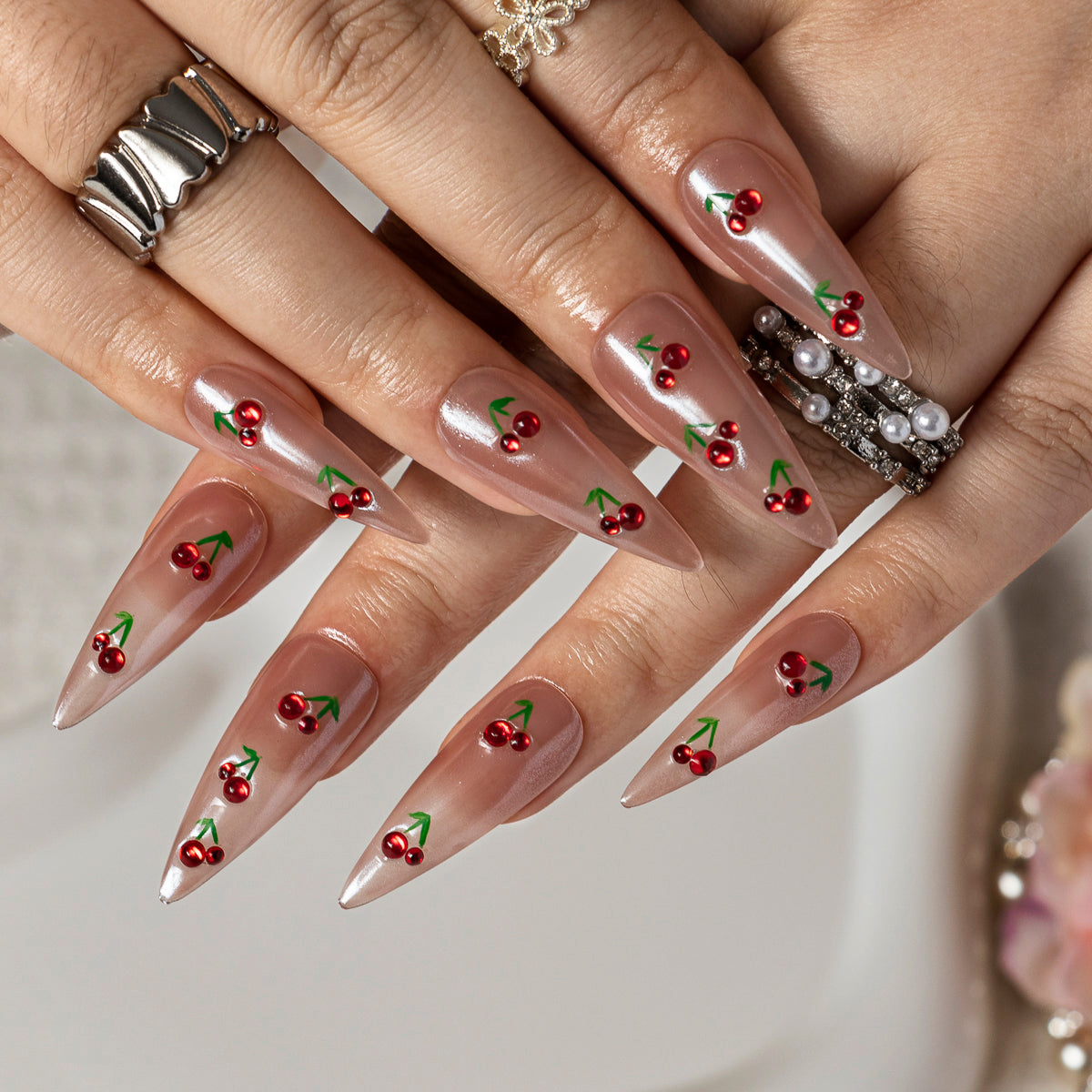 Tiny Cherry Vine STME0016 press-on nails hand model scene view 3