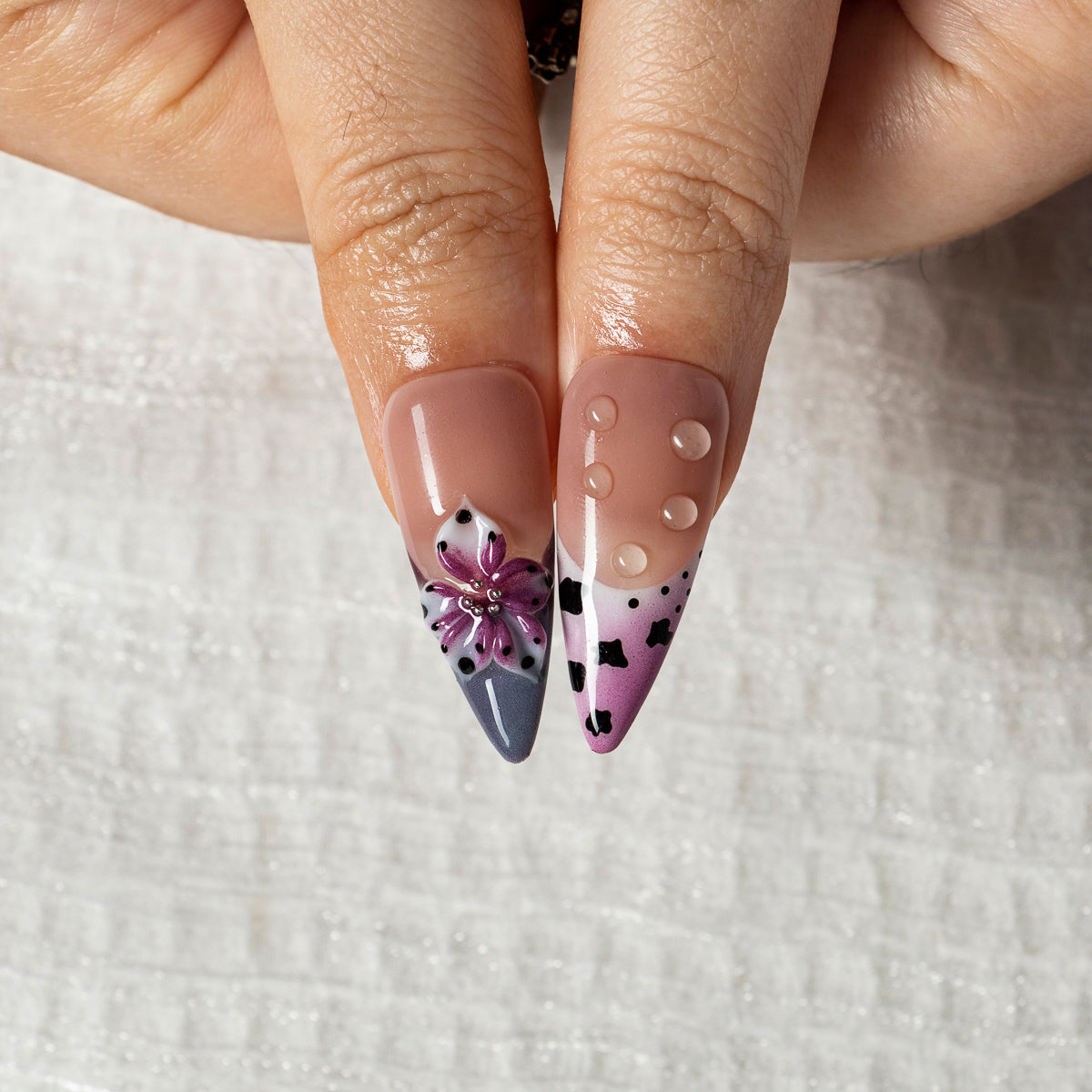 Leopard Orchid Fade STME0018 press-on nails hand model scene view 3