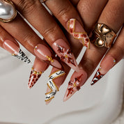 Bronze Butterfly Safari STME0029 press-on nails hand model scene view 3