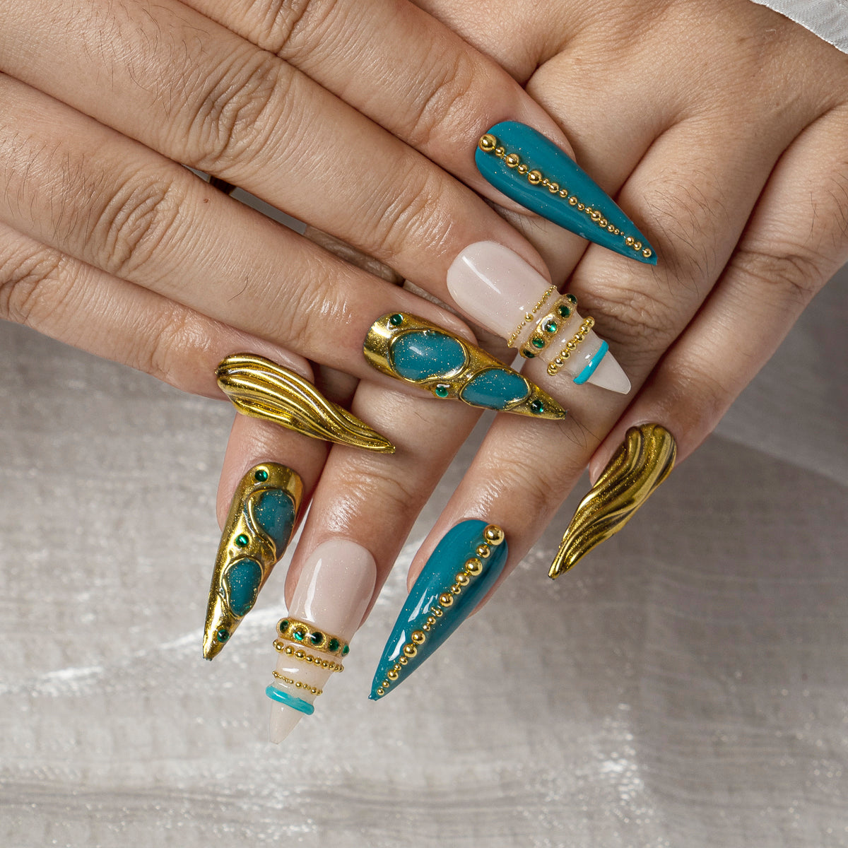 Teal Gilded Tide STME0039 press-on nails hand model scene view 3