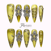 Citrine Garden Halo STME0043 stiletto medium press-on nails product view