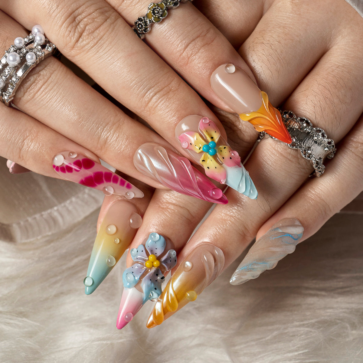 Wildflower Drift STME0051 press-on nails hand model scene view 2