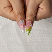 Sunset Hibiscus Veil STME0054 press-on nails hand model scene view 3